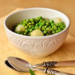 Petit Pois a la Francaise - Recipe photo by vavynutz