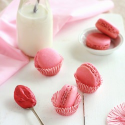 Rhubarberric Macarons - Recipe photo by ummekulsumm
