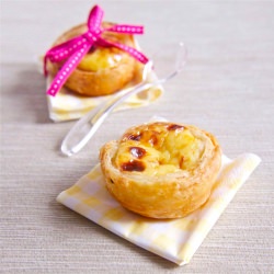 Portuguese Egg Tarts - Recipe photo by ThePleasureMonger