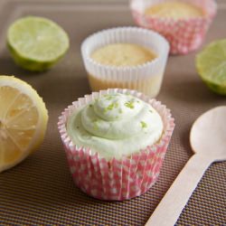 Lemon Cupcakes - Recipe photo by ThePleasureMonger