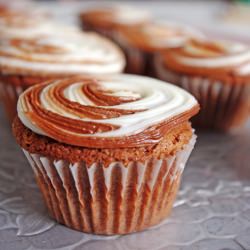 Chocolate Cream Cheese Cupcakes - Recipe photo by pienarySystem