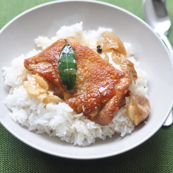 White Chicken Adobo - Recipe photo by Trissalicious