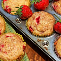 Strawberry Muffins - Recipe photo by dinnersdishesanddesserts