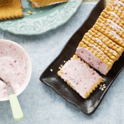 Reinventing Biscuit Cake - Recipe photo by sneige