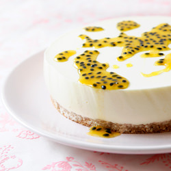 Passion Fruit Parfait - Recipe photo by baunilha