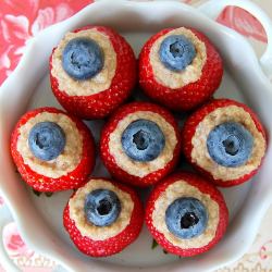 Cashew Date Stuffed Strawberries - Recipe photo by purethyme