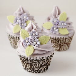 Violet Cupcakes - Recipe photo by alma_objetivocupcake
