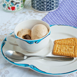 Tea and Biscuits Ice Cream - Recipe photo by becskr