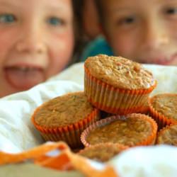 Zucchini Carrot Oatmeal Muffins - Recipe photo by Kitchenpreserve