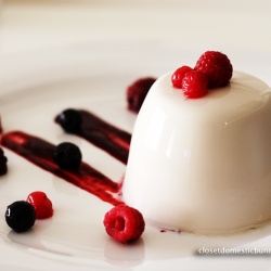 Berrylicious Almond Panna Cotta - Recipe photo by cooking.eating.carousing.