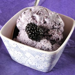 Blackberry Ice Cream - Recipe photo by missinthekitchen