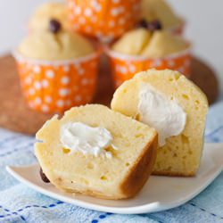 Muffin filled with Cream Cheese - Recipe photo by CelestialDelish