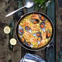 Paella Marinera - Recipe photo by Carrot Cake