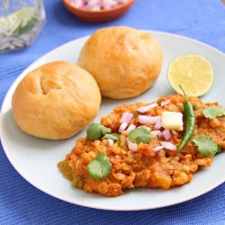 Pav Bhaji - Recipe photo by sinfullyspicy