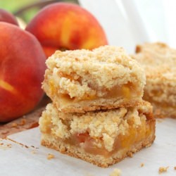 Peach Crumble Bars - Recipe photo by sweetpeaskitchen