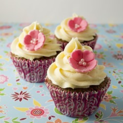 Chocolate Vanilla Cupcakes - Recipe photo by alma_objetivocupcake