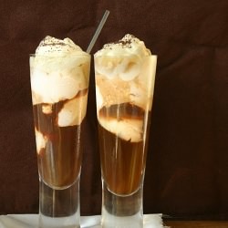 Iced coffee with Vanilla Ice Cream - Recipe photo by urbanefruits