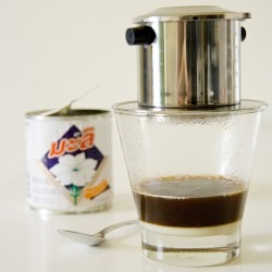 Ca Phe Da – Vietnamese Iced Coffee - Recipe photo by xinfully