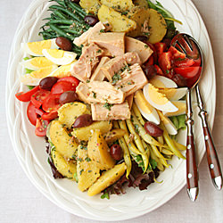 Tuna Salad Niçoise - Recipe photo by Lucy Vaserfirer