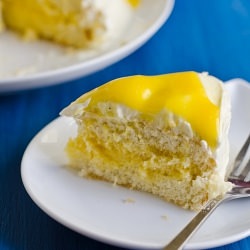 White Gold Passion Genoise - Recipe photo by knittybaker