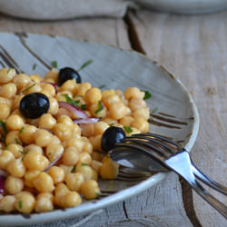 Chickpeas Salad - Recipe photo by Paz