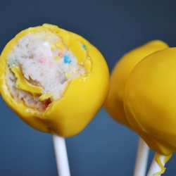 Frozen Cake Batter Pops - Recipe photo by lbbakes