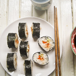 Tuna and Kimchi Kimbap - Recipe photo by smokywok