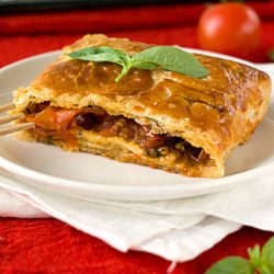 Tomato & Gouda Strudel - Recipe photo by SpicieFoodie