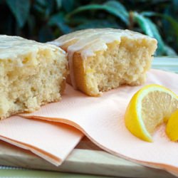 Lemon Cake - Recipe photo by GizmoNKC