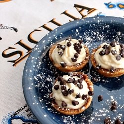 Mini Cannoli Cream Cups - Recipe photo by CookingwithSugar