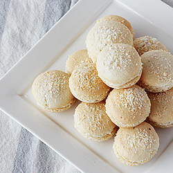 Coconut Macarons - Recipe photo by bakingbetweencities
