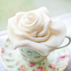 My First Sugar Flowers - Recipe photo by lulussweetsecrets