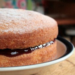 Victoria Sponge - Recipe photo by Jules