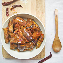 Spicy Belacan Eggplant - Recipe photo by smokywok