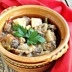 Vegetables & Meat Stew - Recipe photo by diethood