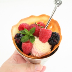 Cone Shape Tuiles - Recipe photo by snwan