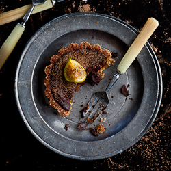 Chocolate Fig Tarts - Recipe photo by gourmandeinthek