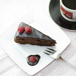 Chocolate Cake with Raspberries - Recipe photo by JedzonkoMalucha.pl