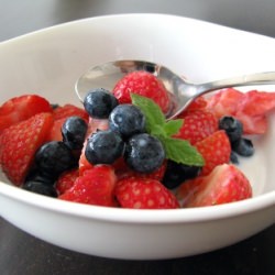 Berries in Candied Milk - Recipe photo by Kochfieber
