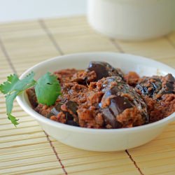 Masala Stuffed Eggplant - Recipe photo by redchillies