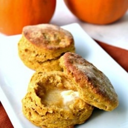Fluffy Vegan Pumpkin Biscuits - Recipe photo by singerskitchen