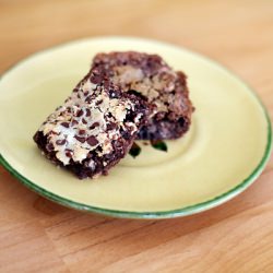 Ooey Gooey Bars - Recipe photo by thespeckledpalate