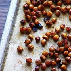 Pumpkin Spice Roasted Chickpeas - Recipe photo by The Purple Carrot
