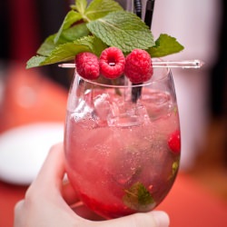 Raspberry Mojito - Recipe photo by Agnese Gambini