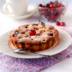 Tartlets with Cherry - Recipe photo by lesyasha