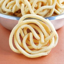 Thenkuzhal - Recipe photo by Raks Kitchen