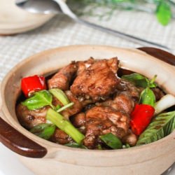 Three Cup Chicken - Recipe photo by Yi