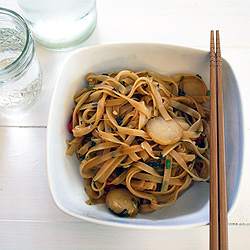 Spicy Basil Noodles - Recipe photo by eatyourvegetable