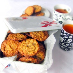 Chocolate Biscuits - Recipe photo by lauralaurentiu