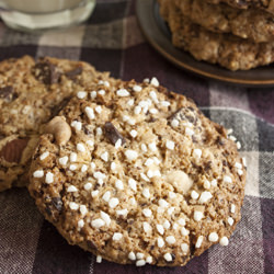 Vegan Cowboy Cookies - Recipe photo by falovi